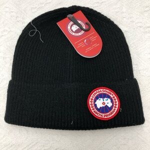 Canada Goose Black Knit Beanie